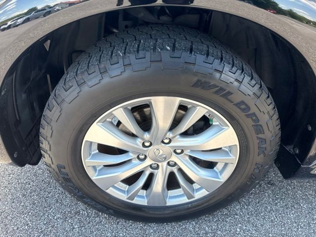 2017 INFINITI QX80 Base