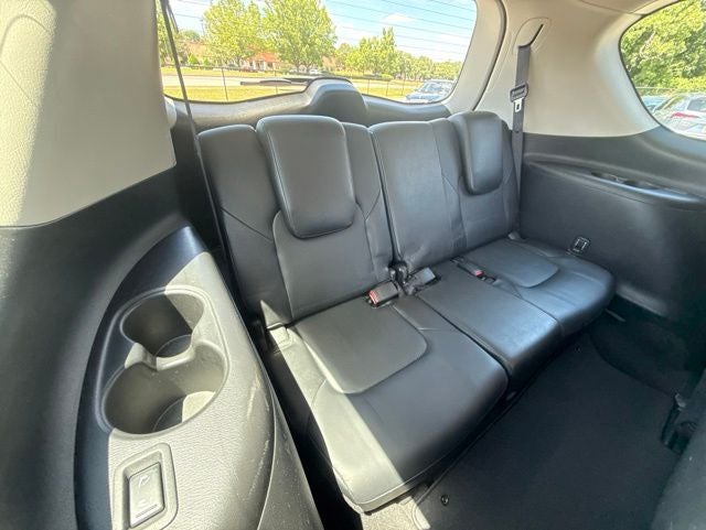 2017 INFINITI QX80 Base