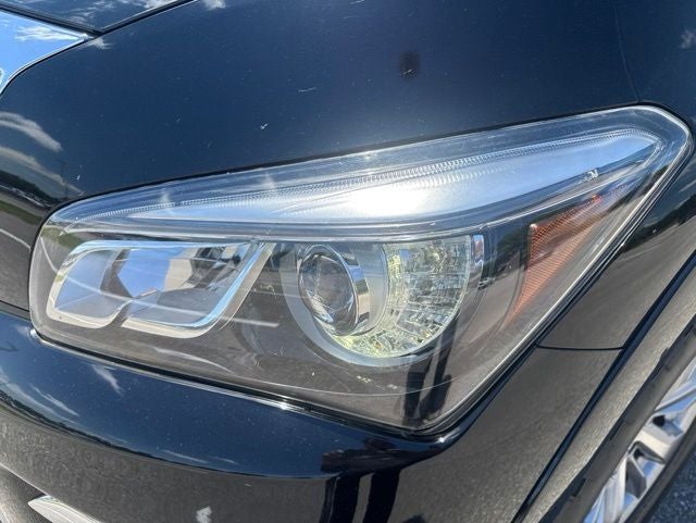 2017 INFINITI QX80 Base