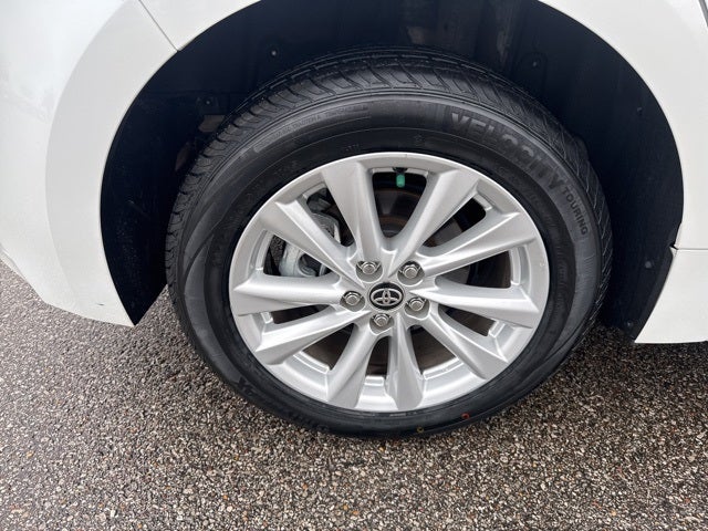 2023 Toyota Corolla Hatchback SE