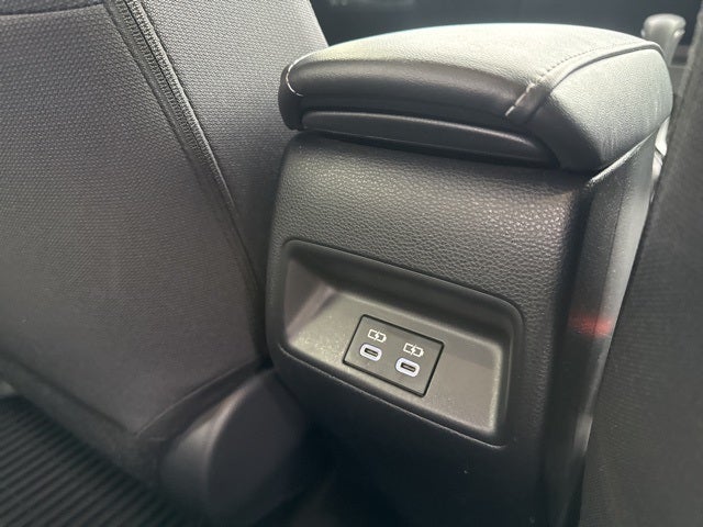 2023 Toyota Corolla Hatchback SE