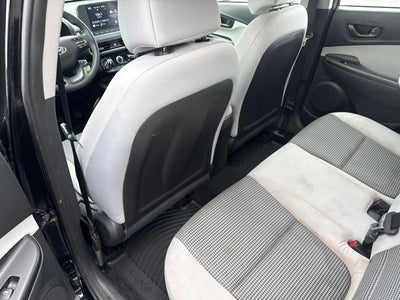 2022 Hyundai Kona SE