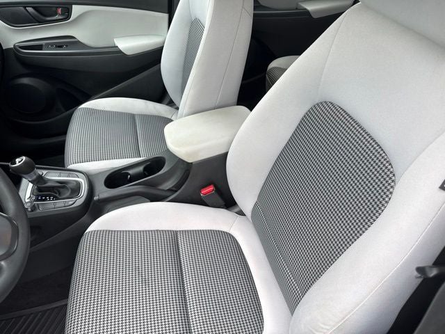 2022 Hyundai Kona SE