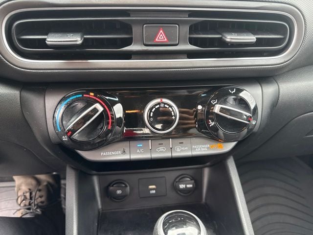 2022 Hyundai Kona SE
