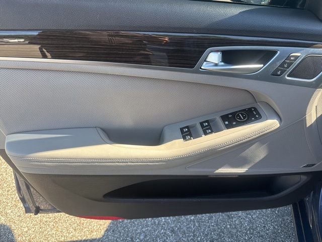 2016 Hyundai Genesis 3.8