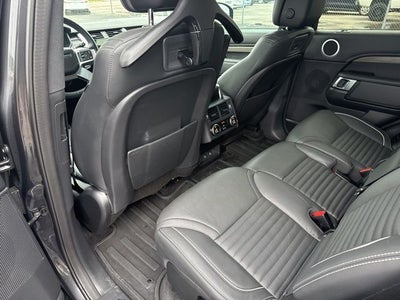 2024 Land Rover Discovery Metropolitan Edition