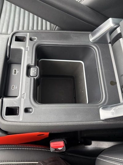 2024 Land Rover Discovery Metropolitan Edition