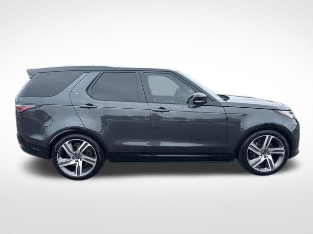 2024 Land Rover Discovery Metropolitan Edition
