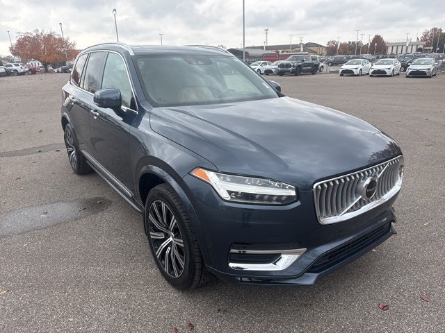 2022 Volvo XC90 T6 Inscription